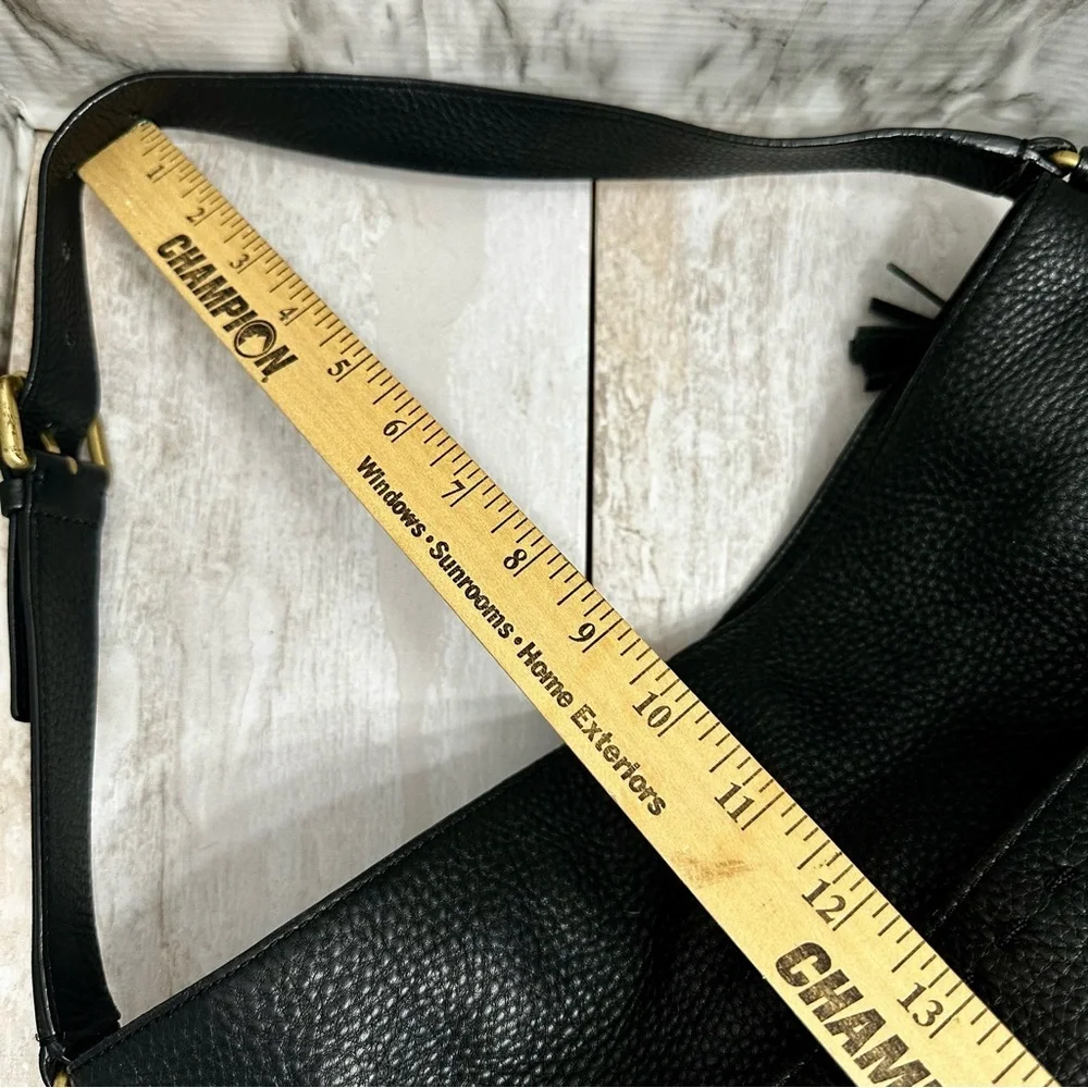 Cole Haan Large Black Pebbled Leather Hobo Bag Brass Hardware Classic Metro Vibe